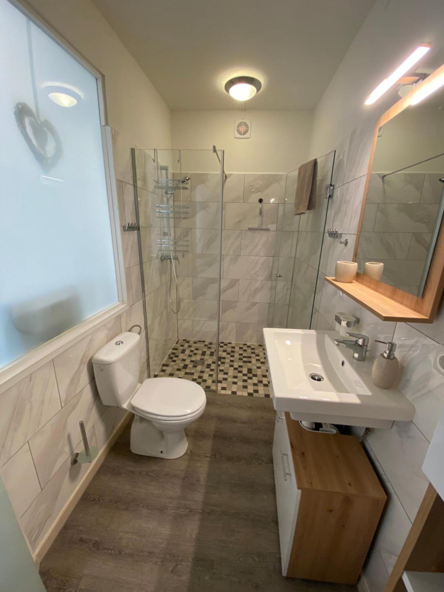 Studio Im Wienerwald - Moedling Modling Luaran gambar