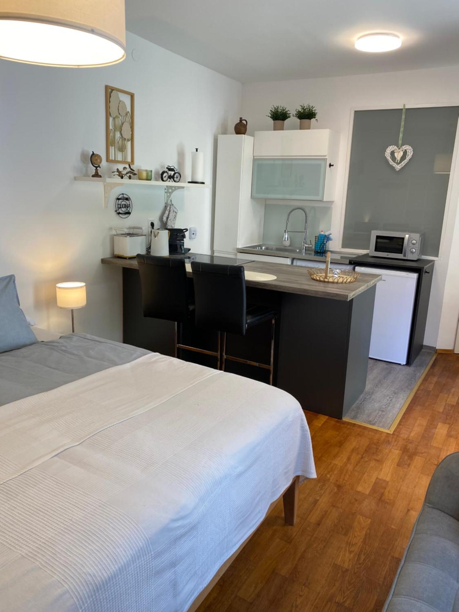 Studio Im Wienerwald - Moedling Modling Luaran gambar