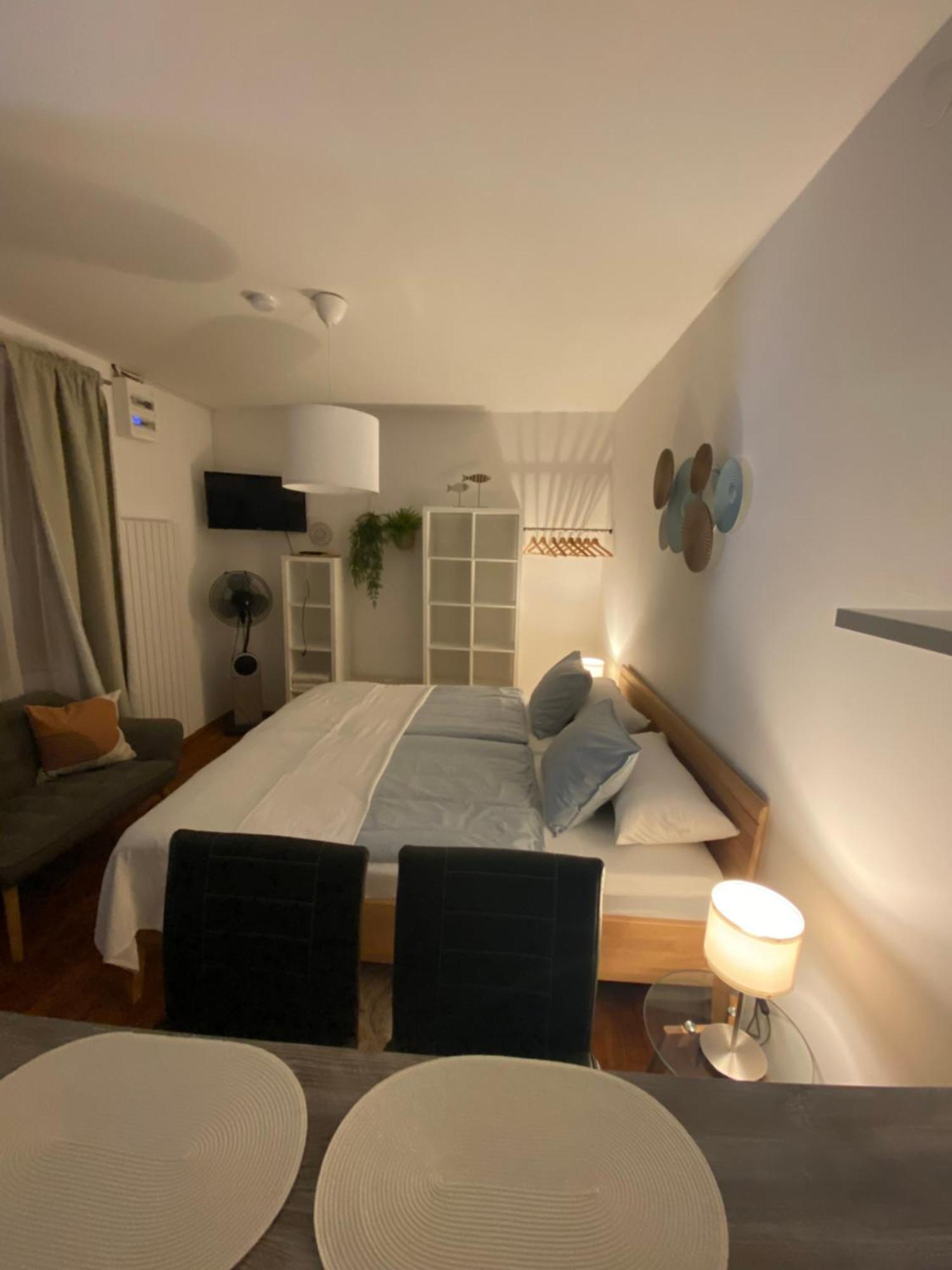 Studio Im Wienerwald - Moedling Modling Luaran gambar